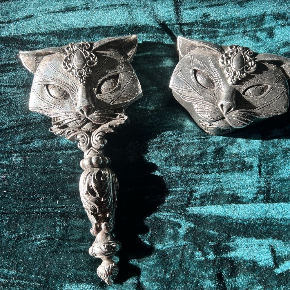 Gothic cat hand mirror and jewelry box